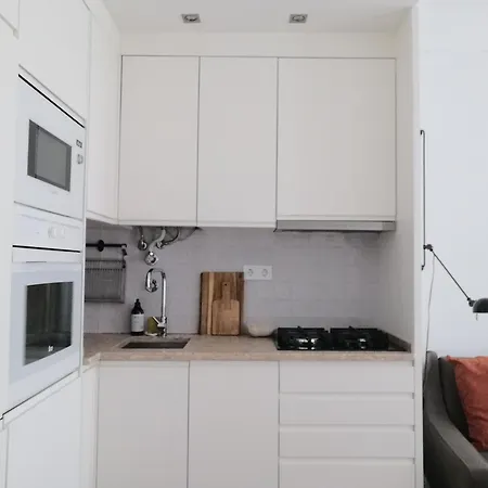 Apartment Casa Com Jardim Privado *