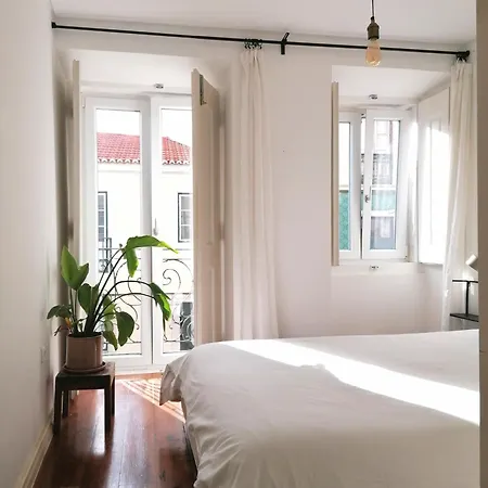 Apartment Casa Com Jardim Privado Lisbon