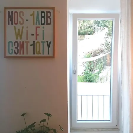 Apartment Casa Com Jardim Privado Lisbon