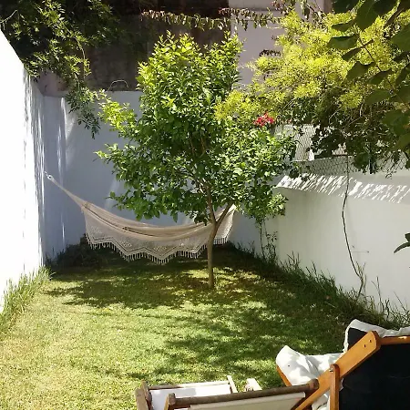 Casa Com Jardim Privado شقة